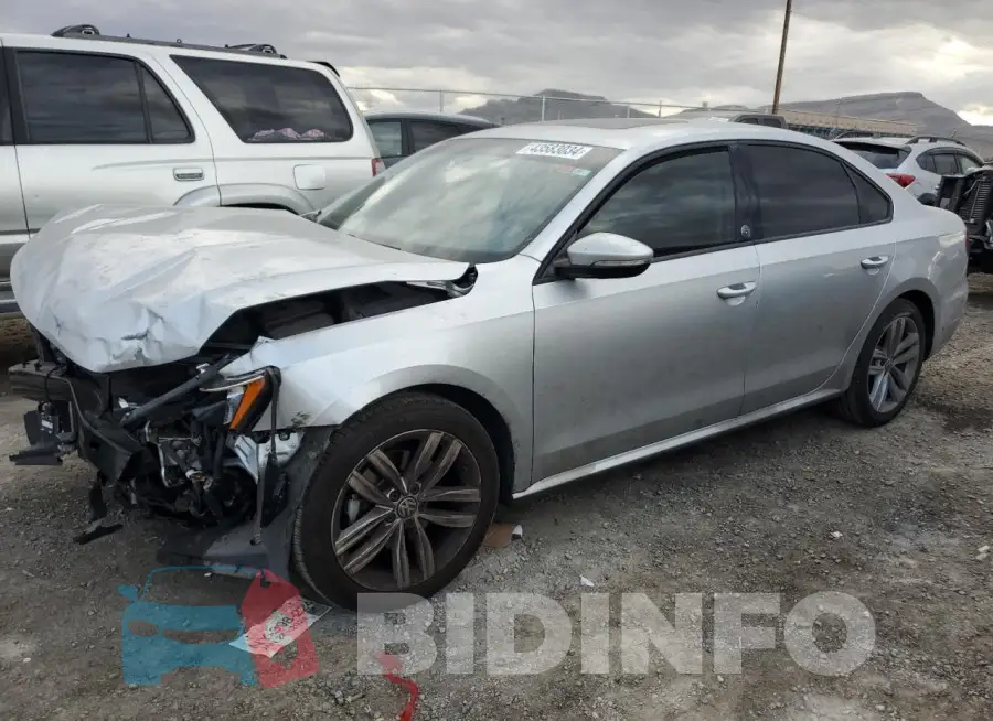 1VWLA7A33KC006840 Photo# 1