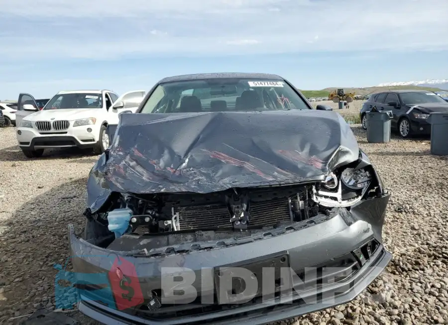 3VW2B7AJ3HM301256 Photo# 5