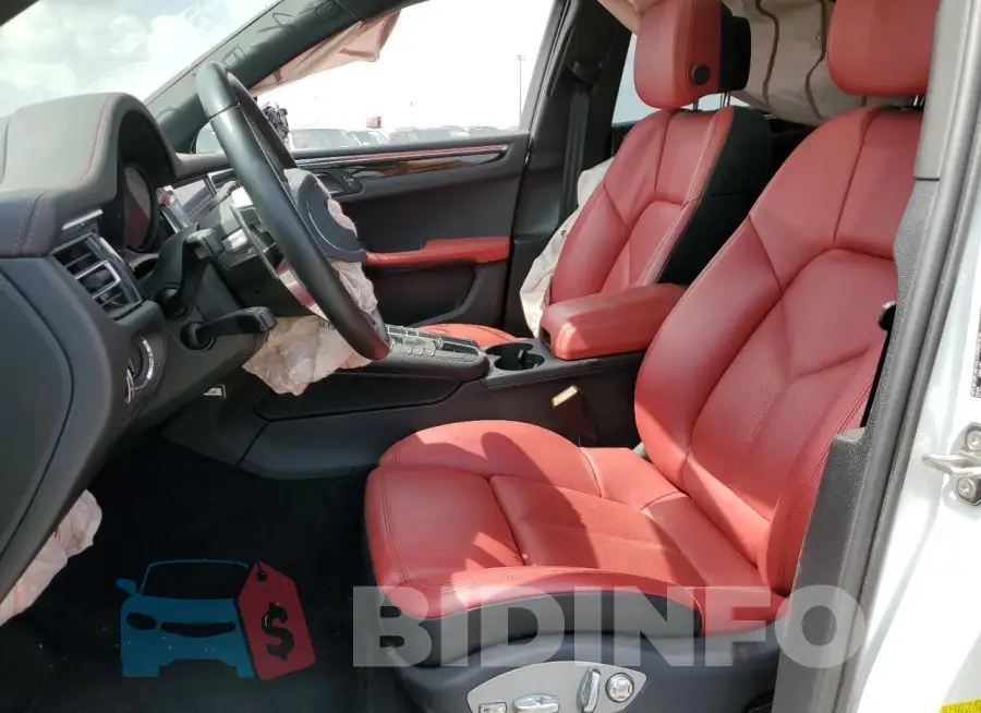 WP1AA2A56MLB17012 Photo# 7