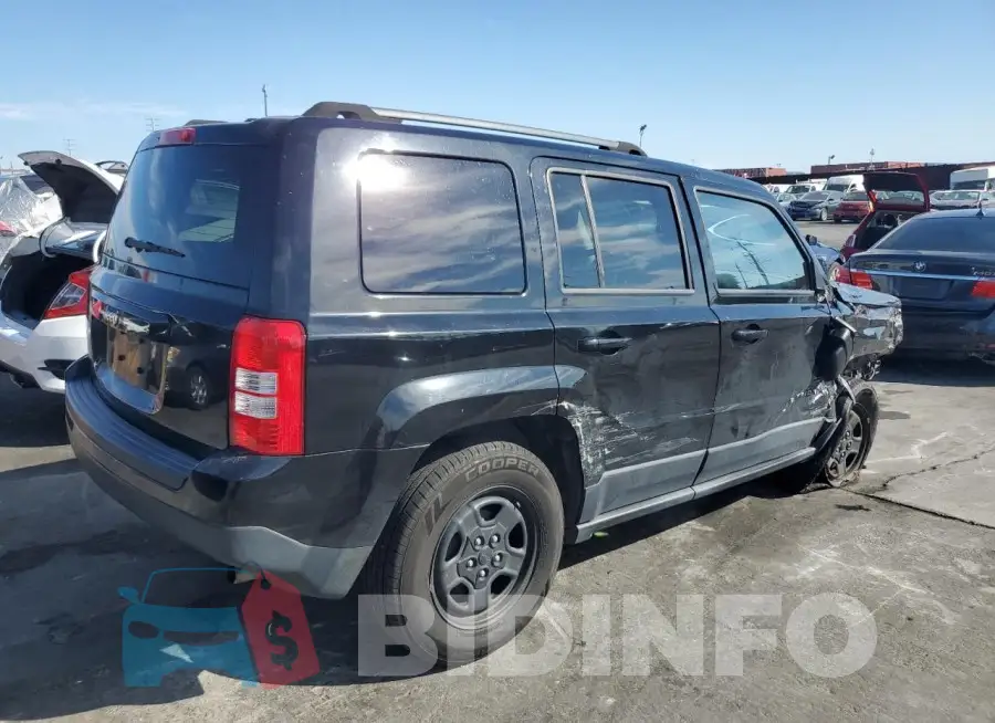 1C4NJPBB6HD120769 Photo# 3