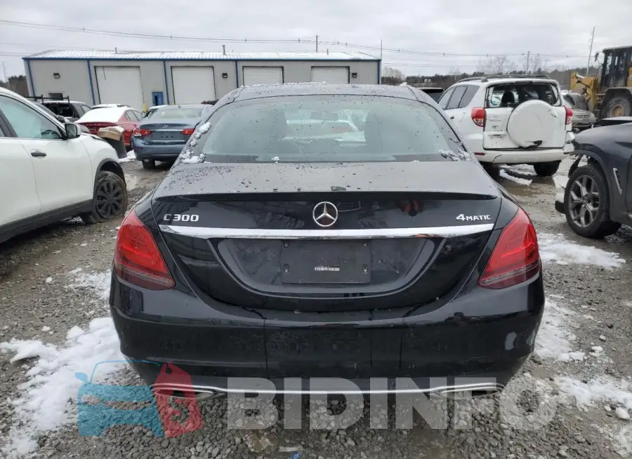 55SWF8EB4LU330052 Photo# 6