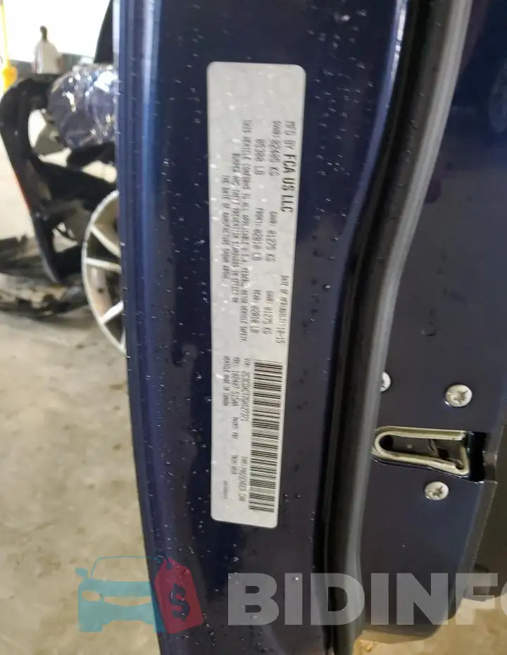 2C3CDXCT7GH127371 Photo# 13