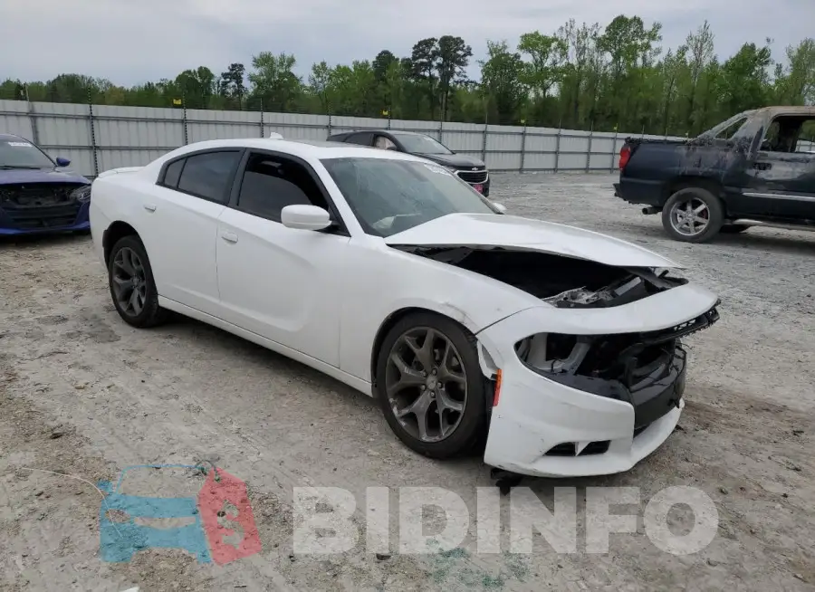 2C3CDXHG8FH852424 Photo# 4