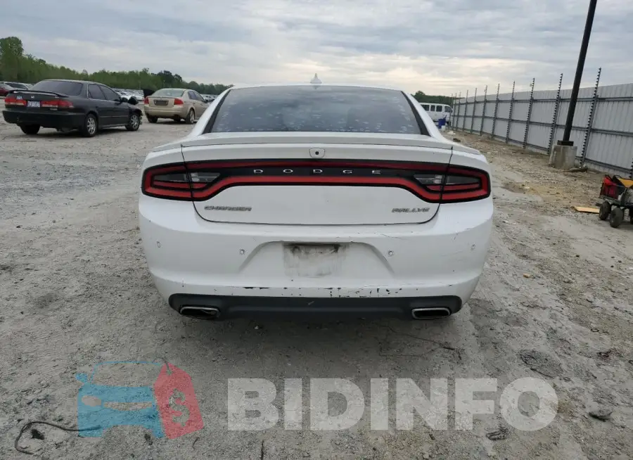 2C3CDXHG8FH852424 Photo# 6