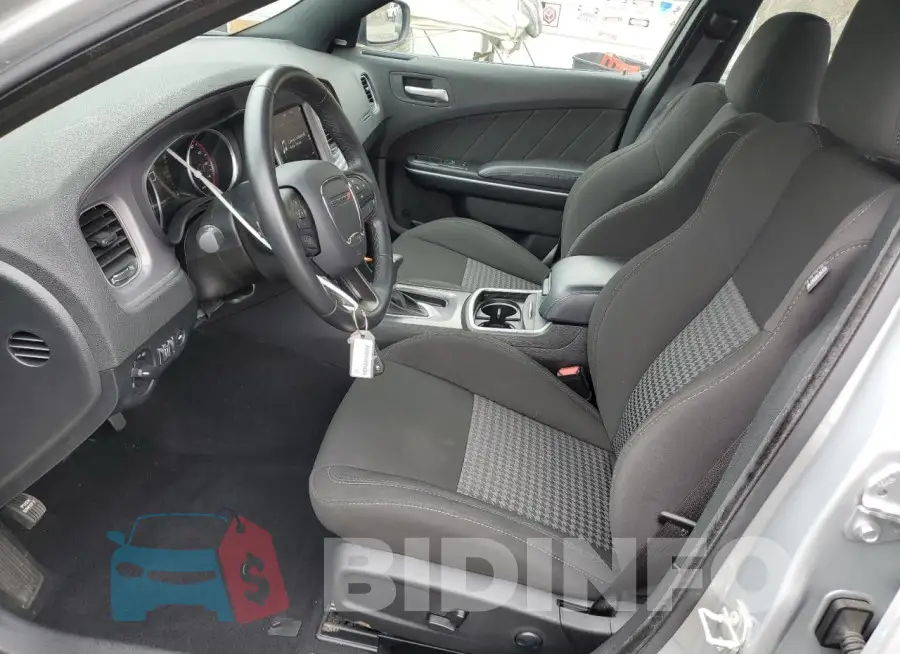 2C3CDXHG8PH571807 Photo# 7