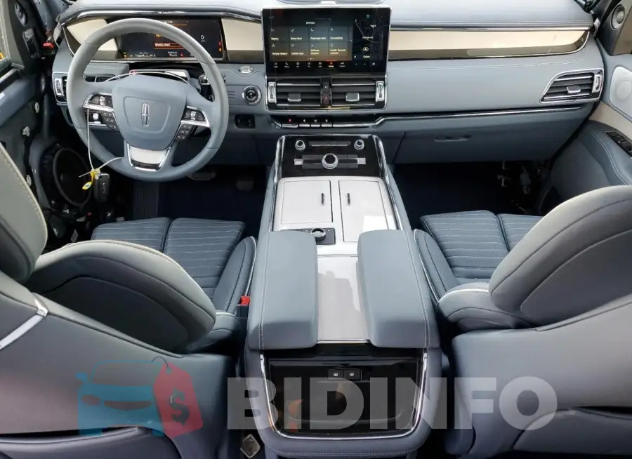 5LMJJ3TG8PEL11712 Photo# 8
