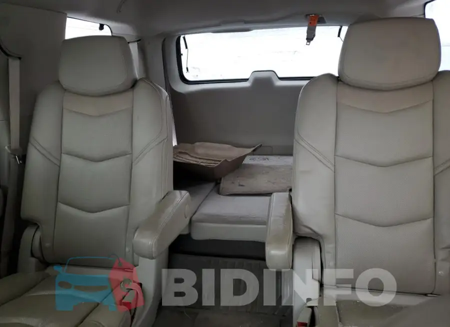 1GYS4BKJ9GR173224 Photo# 10