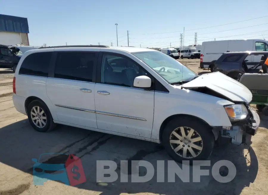 2C4RC1BG7FR731196 Photo# 4