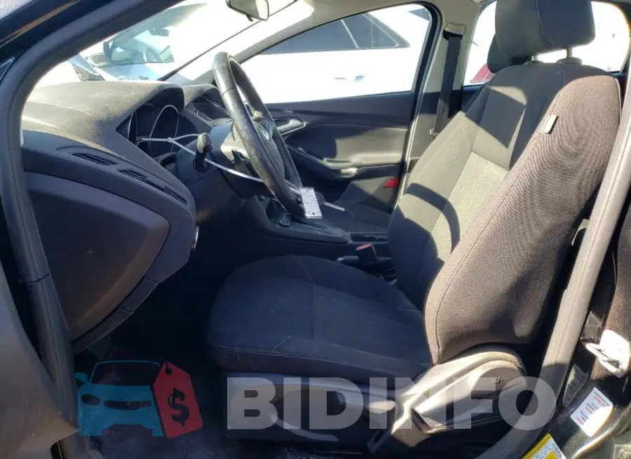 1FADP3F2XFL268123 Photo# 7