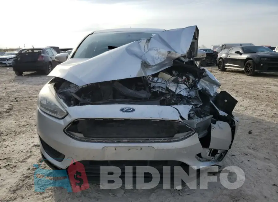 1FADP3F2XHL303181 Photo# 5