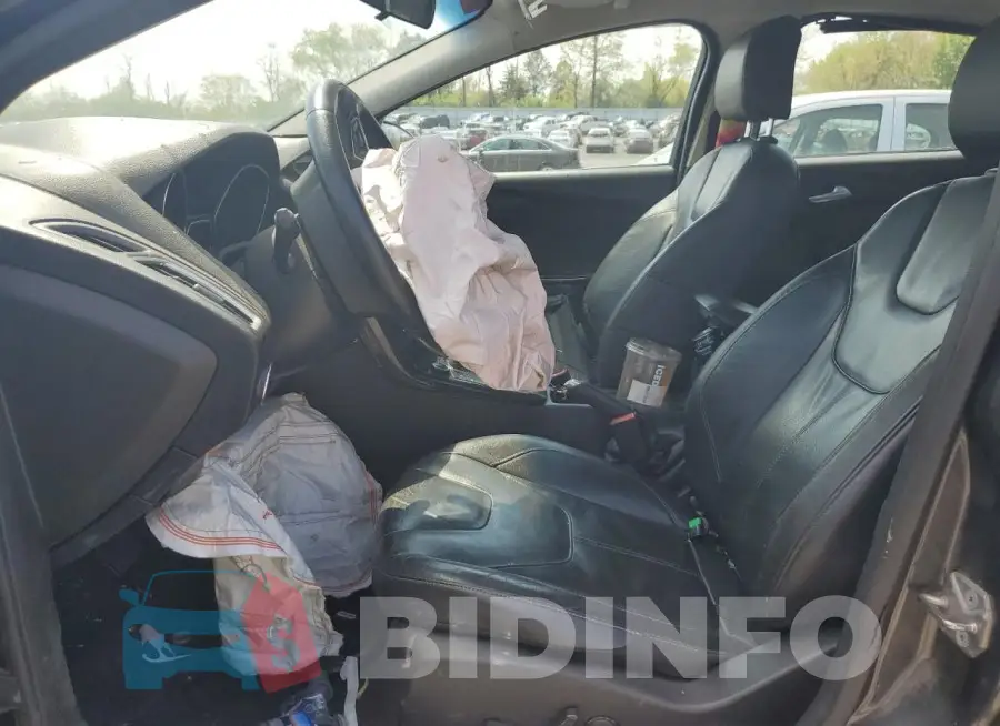 1FADP3J22FL360401 Photo# 7