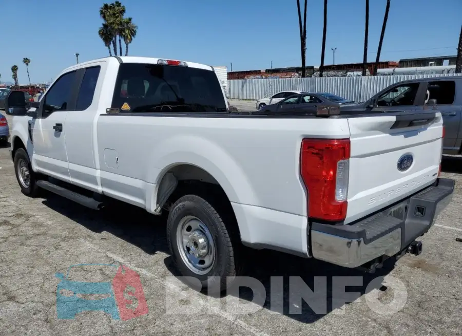 1FT7X2A60HEE73517 Photo# 2
