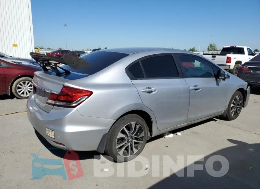 19XFB2F83FE206085 Photo# 3