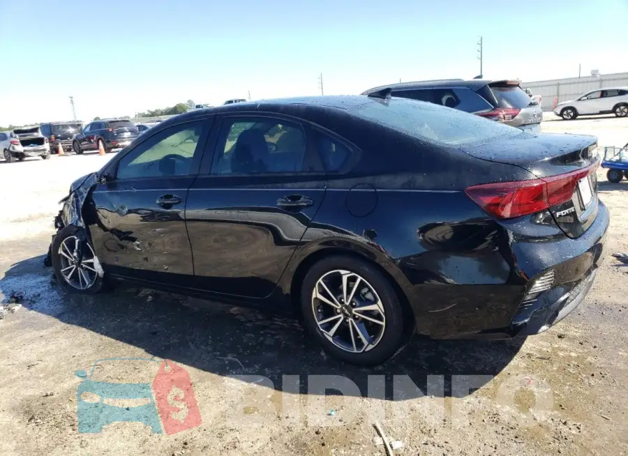 3KPF24AD1PE543582 Photo# 2