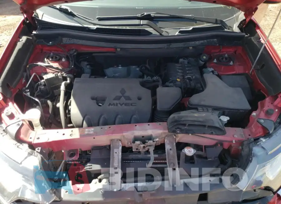 JA4AD3A34JZ013697 Photo# 11