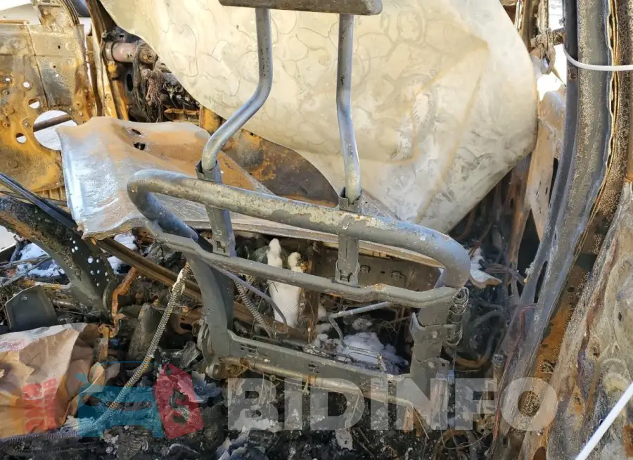 2T3JFREV0JW722352 Photo# 8