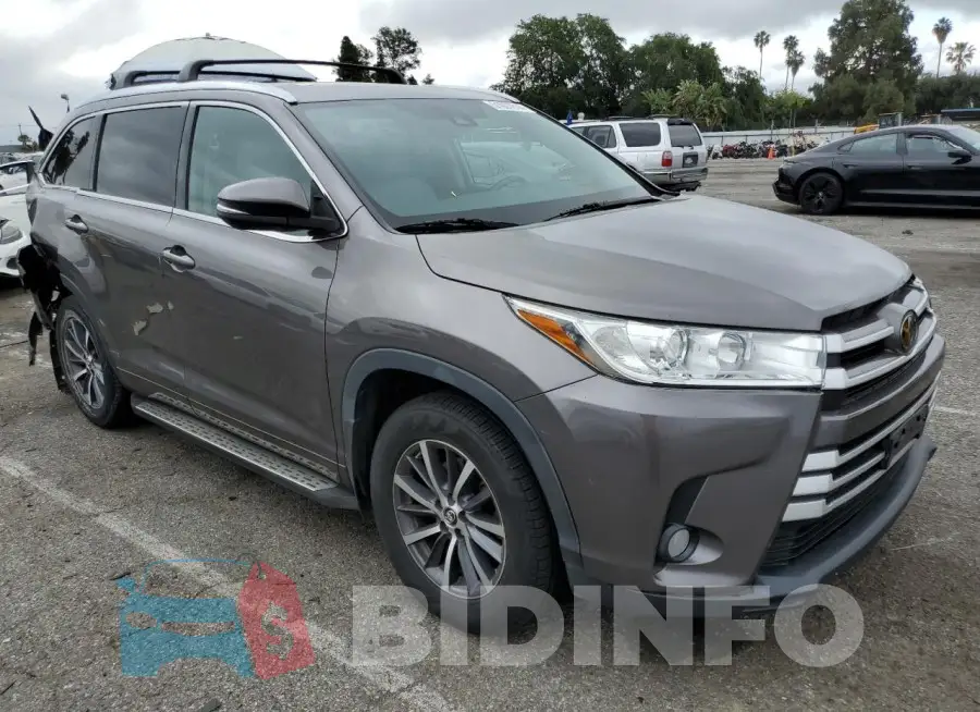 5TDKZRFH6JS529564 Photo# 4
