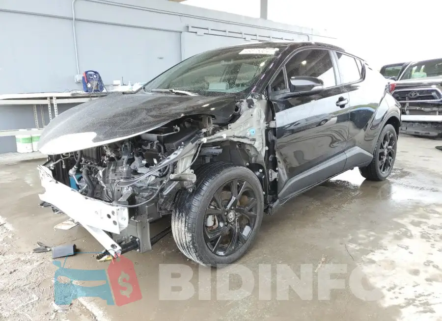 JTNKHMBX7M1102572 Photo# 1