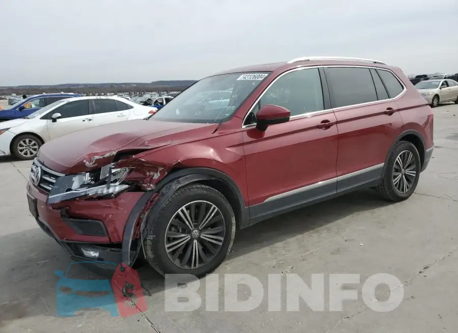 3VV3B7AX2KM108617 Photo# 1