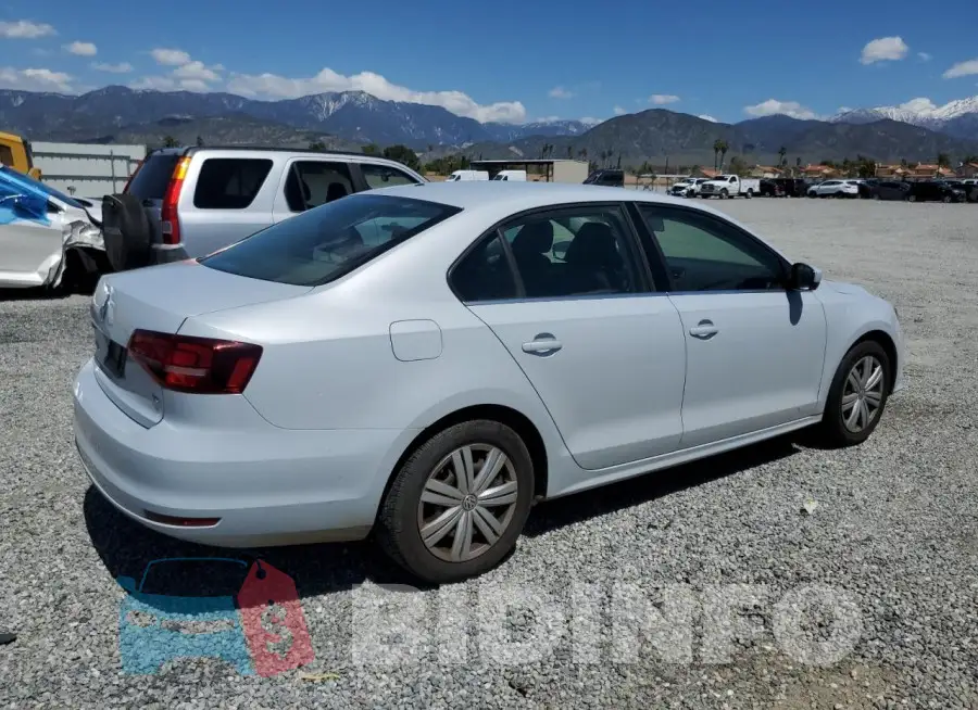 3VW2B7AJ0HM222563 Photo# 3