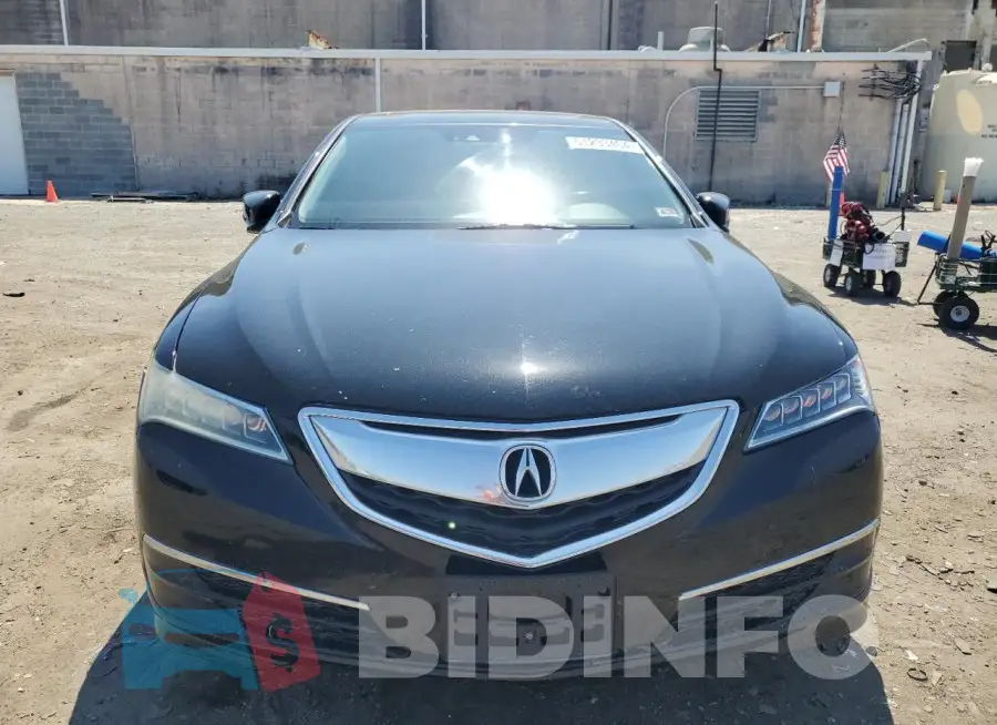 19UUB1F55FA027638 Photo# 5