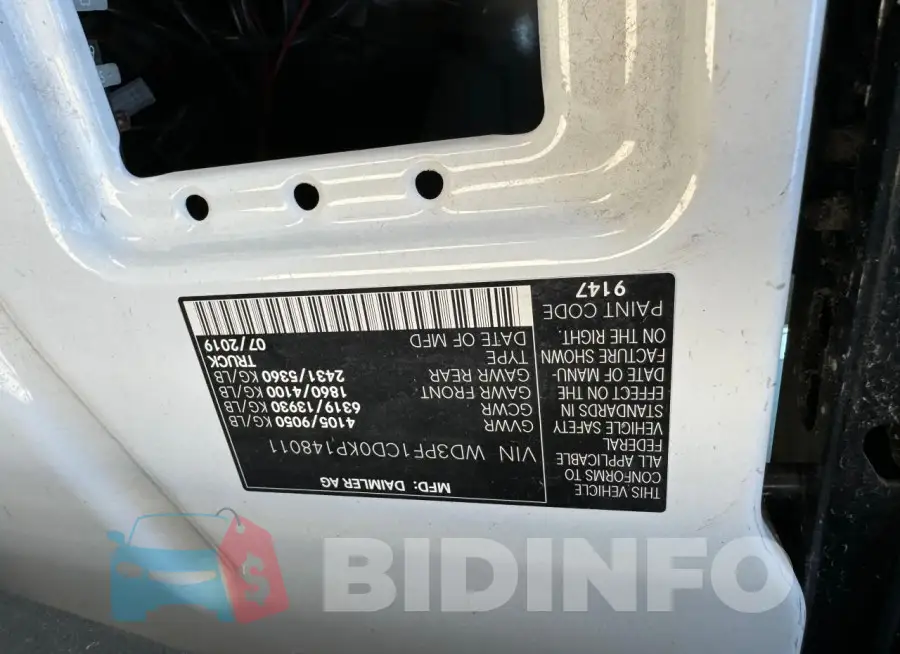 WD3PF1CD0KP148011 Photo# 10