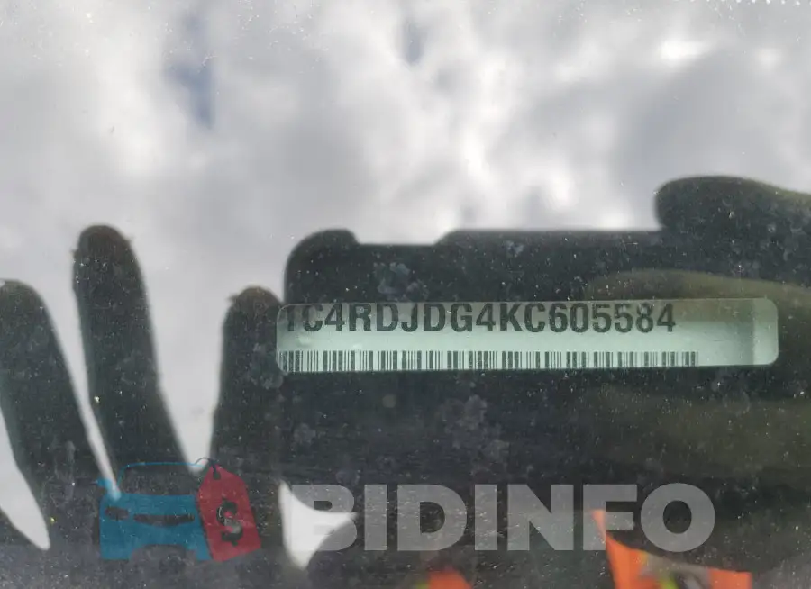 1C4RDJDG4KC605584 Photo# 13