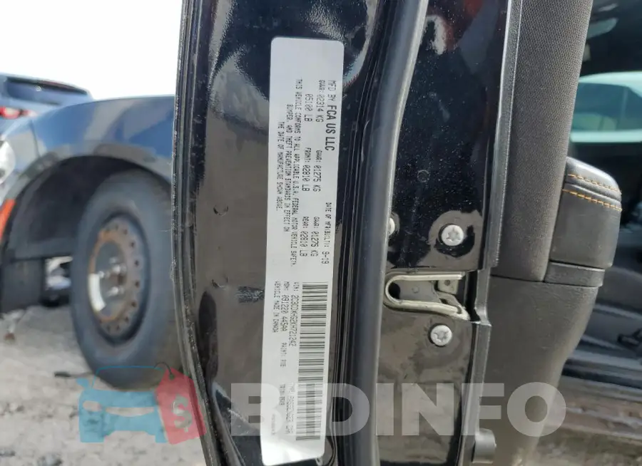 2C3CDXHG2KH721242 Photo# 12
