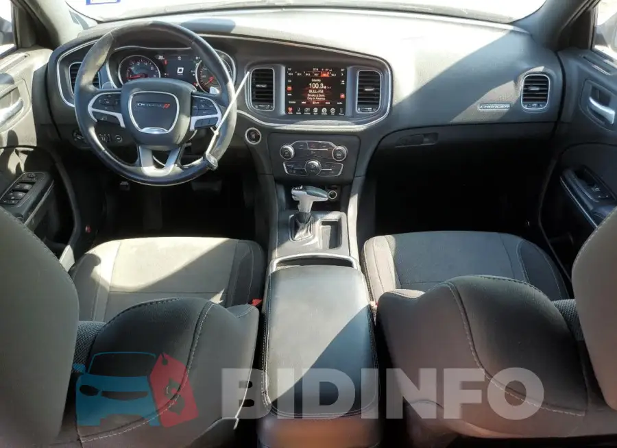 2C3CDXHG4FH890538 Photo# 8
