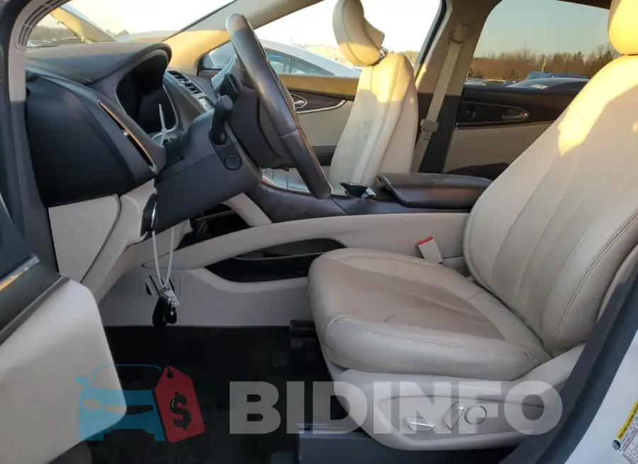 2LMPJ6LP7HBL33135 Photo# 7