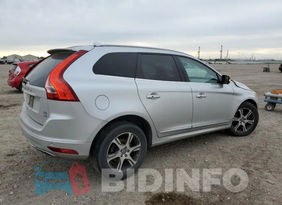 YV4902RK4F2668286 Photo# 3