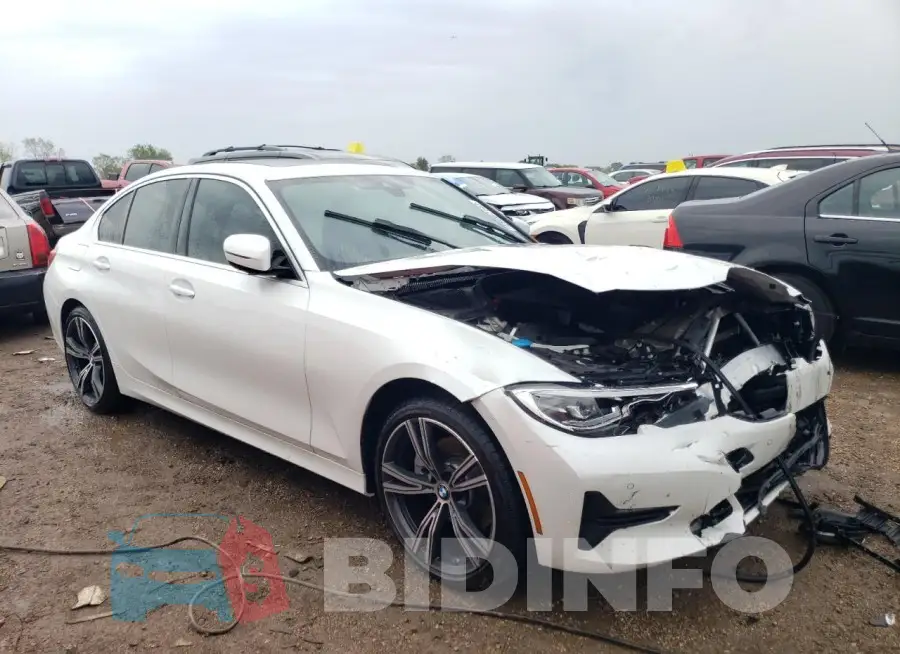 3MW5R7J0XL8B14887 Photo# 4