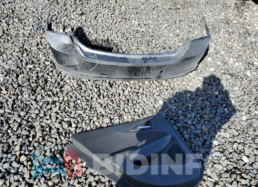 1G1ZB5ST5JF194778 Photo# 12
