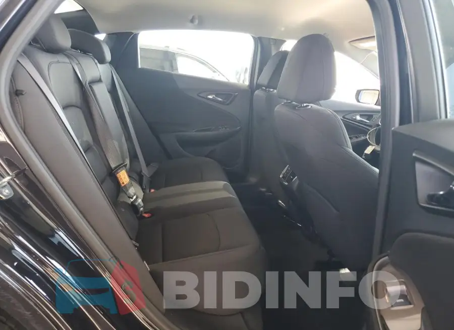 1G1ZD5ST4PF165212 Photo# 10