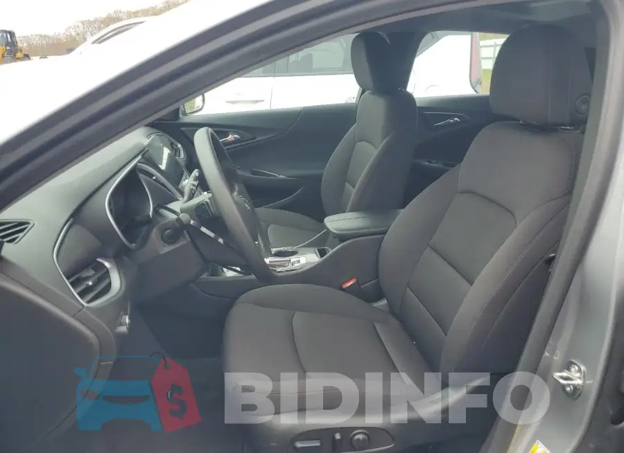 1G1ZD5ST8PF243233 Photo# 7