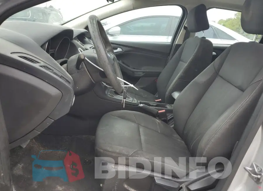 1FADP3F20GL270027 Photo# 7