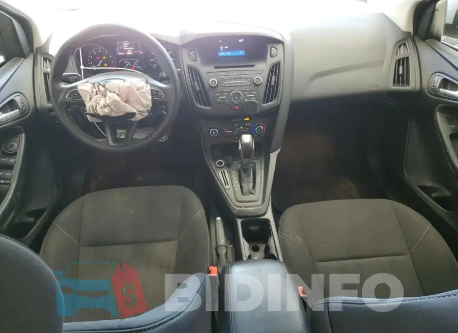 1FADP3F24GL404201 Photo# 8
