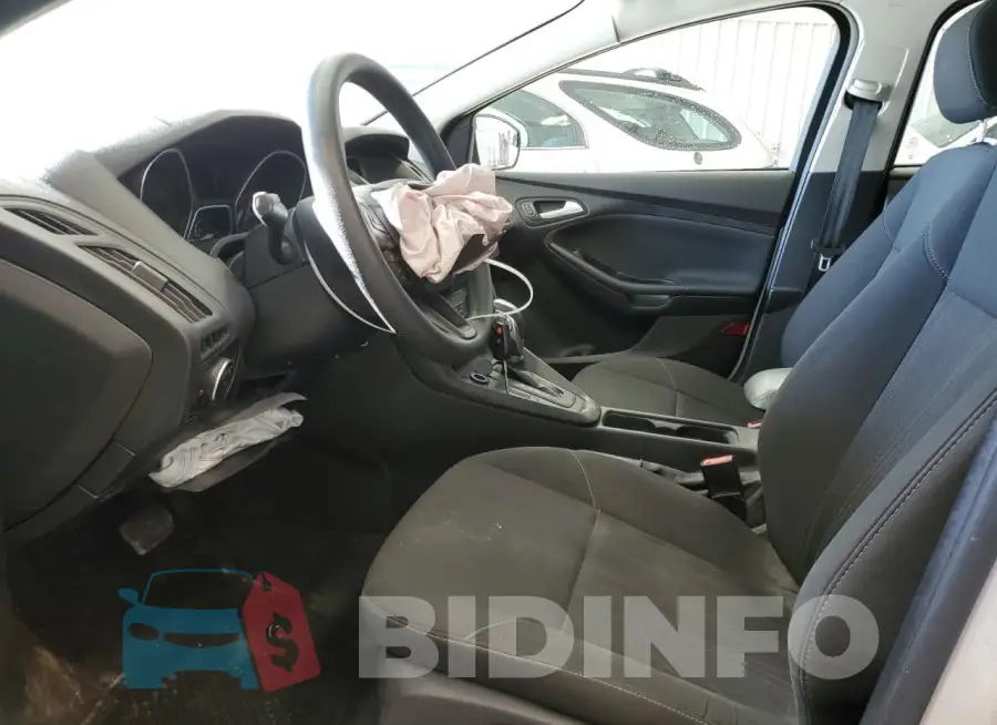 1FADP3F24GL404201 Photo# 7