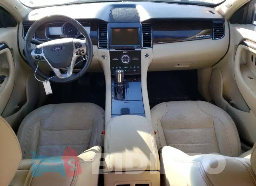 1FAHP2F8XHG145112 Photo# 8