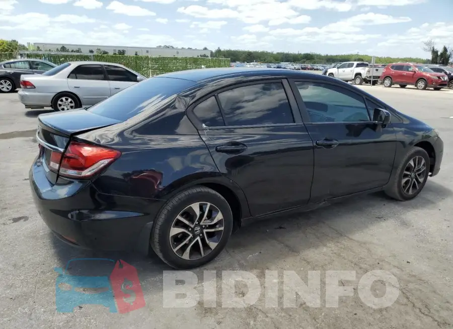 19XFB2F82FE068135 Photo# 3