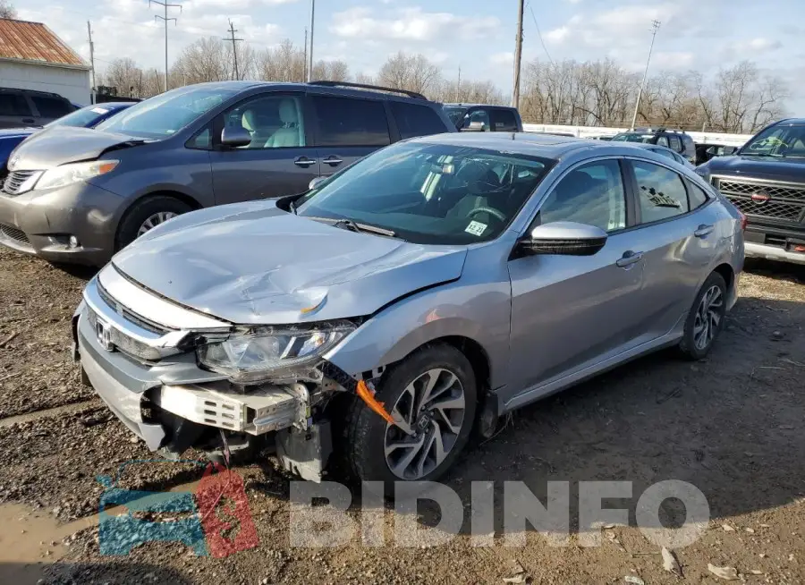 19XFC2F70HE204687 Photo# 1