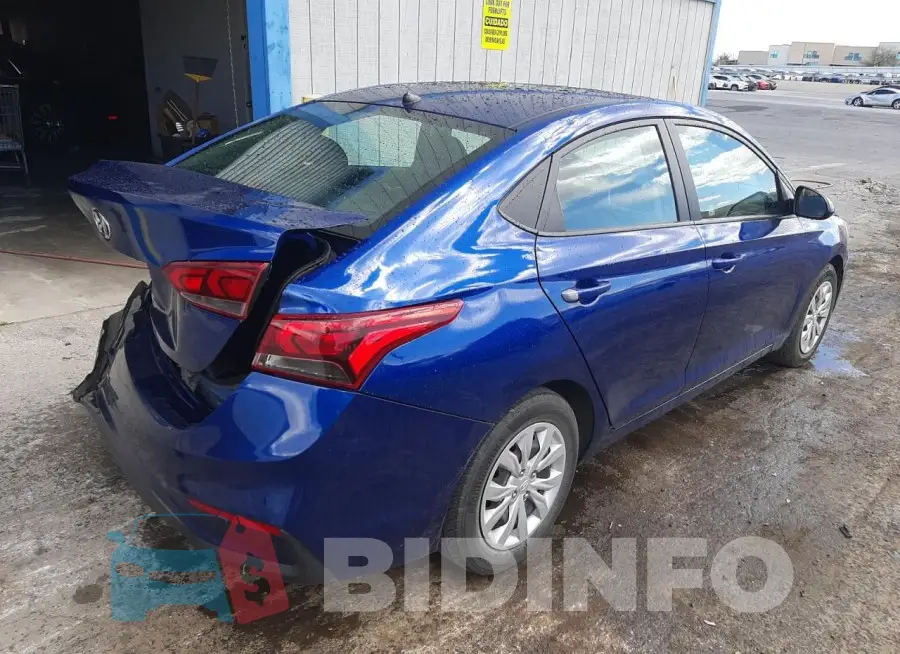 3KPC24A61ME137155 Photo# 3