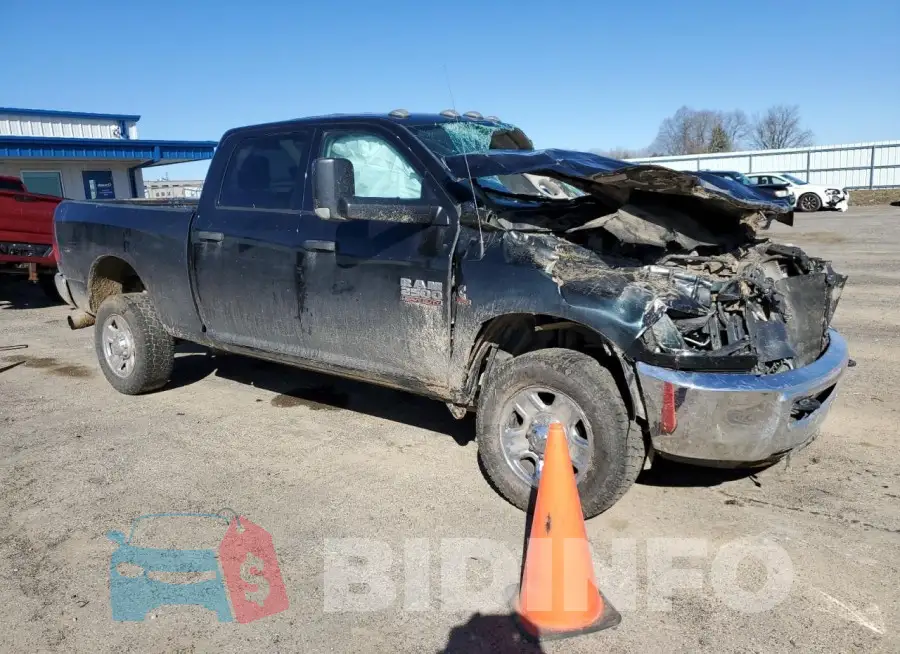 3C6UR5CL2JG107792 Photo# 4