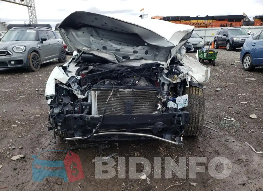 JN1BV7AR1FM423125 Photo# 5