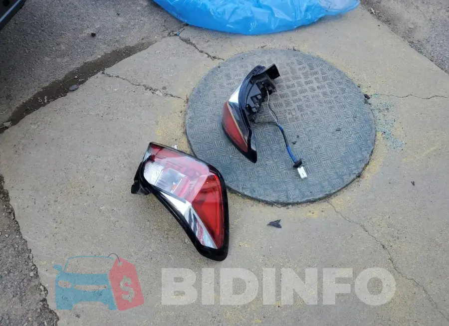 ML32FVFJ8NHF08073 Photo# 12