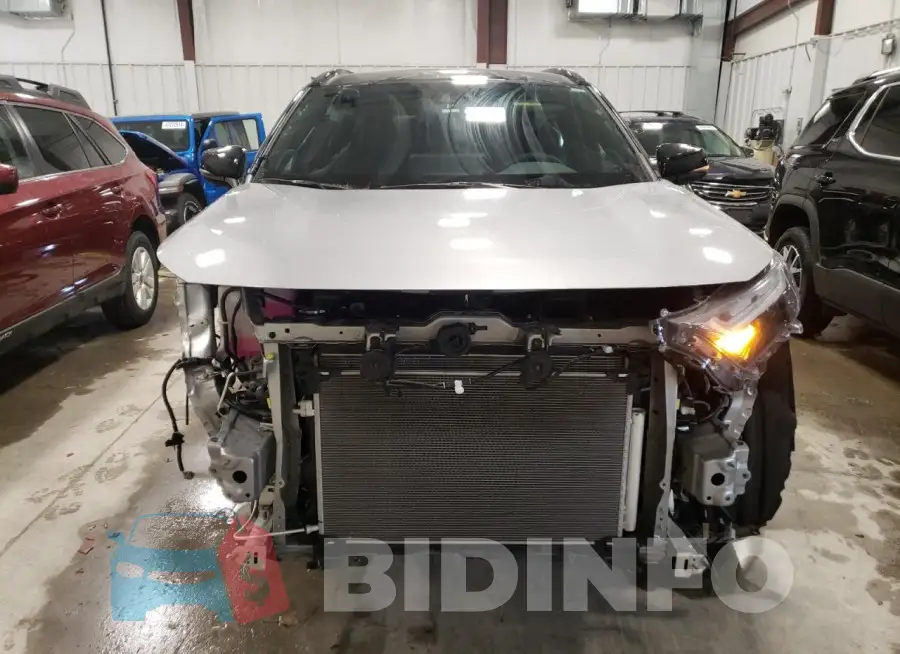 4T3E6RFV5PU139932 Photo# 5