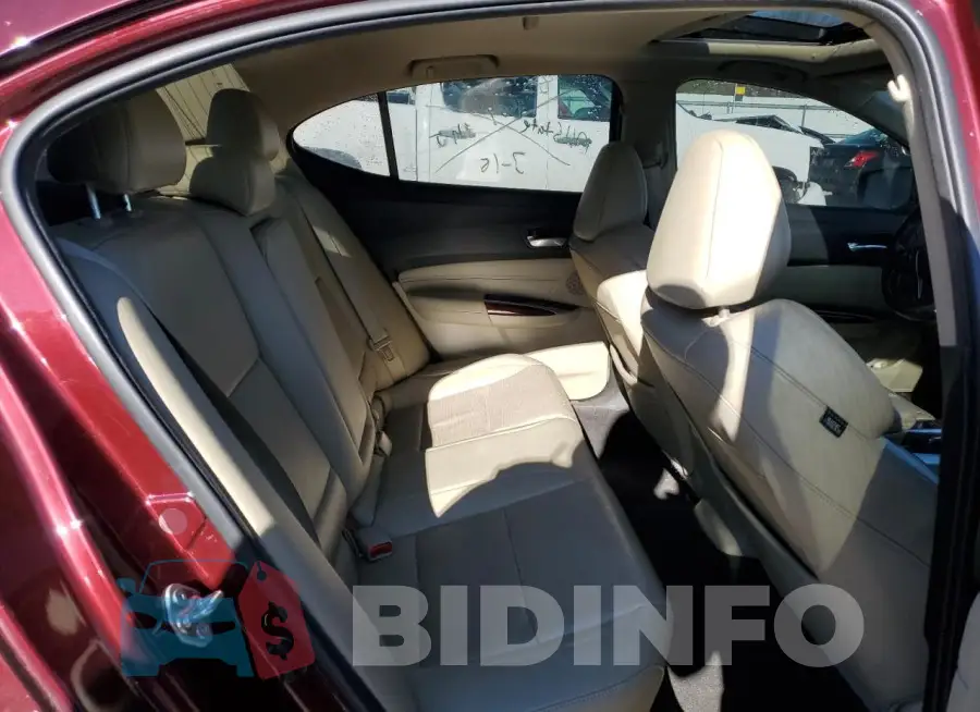 19UUB1F56GA004709 Photo# 10