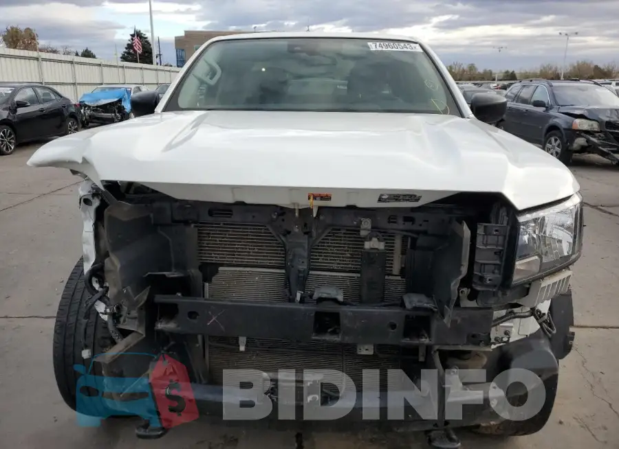1N6ED1EK1NN624407 Photo# 5