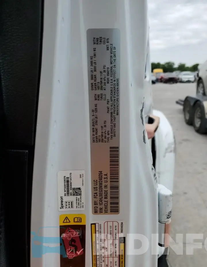 1C4HJXEG0NW240264 Photo# 13