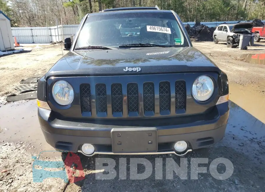 1C4NJRFB3GD581156 Photo# 5